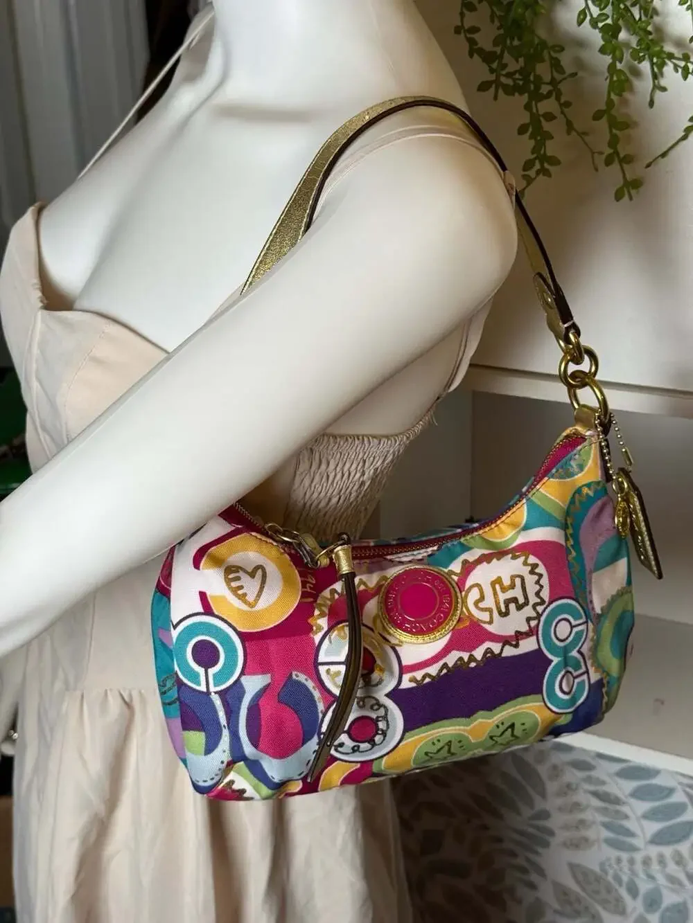 Coach Poppy Pop C Signature Shoulder Multicolor Bag Swing pack D1220-F19426